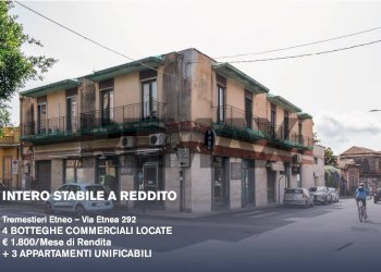 Edificio all\'aperto - Casa indipendente Via Etnea
 
192, Tremestieri Etneo - foto 1