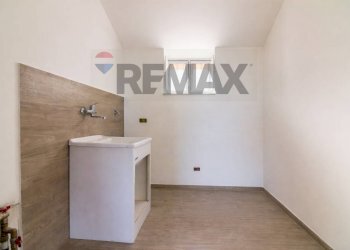 Bagno - Villa Via Salemi Pennisi
 
48/50, Aci Sant'Antonio - foto 6