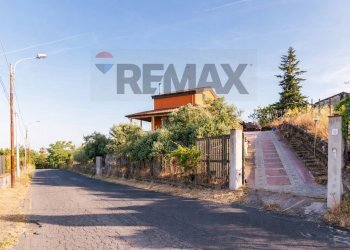 Casa all\'aperto - Villa Via Salemi Pennisi
 
48/50, Aci Sant'Antonio - foto 26