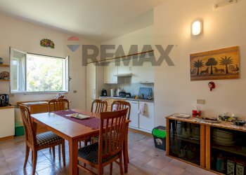 Sala da pranzo - Villa SP.15 Castiglione-Scoglitti
 
451, Santa Croce Camerina - foto 3