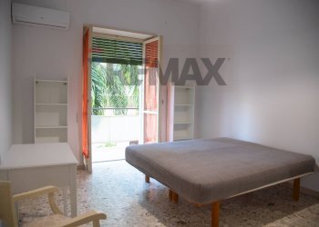 Camera / camera da letto - Apartment via Basile
 
6, Catania - photo 2