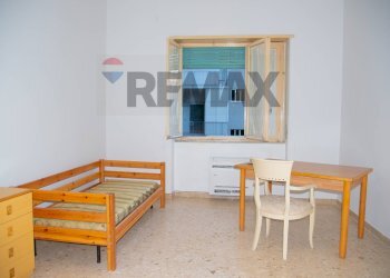 Camera / camera da letto - Apartment via Basile
 
6, Catania - photo 6