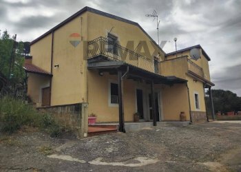 Casa all\'aperto - Casa semi indipendente Contrada Rasalgone
 
snc, Piazza Armerina - foto 42