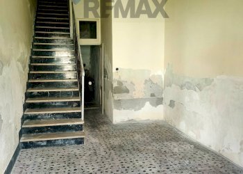 Scale - Independent house via Cesare Battisti
 
53, Calatabiano - photo 3