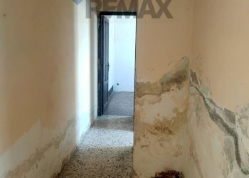 Hall / corridoio - Independent house via Cesare Battisti
 
53, Calatabiano - photo 6