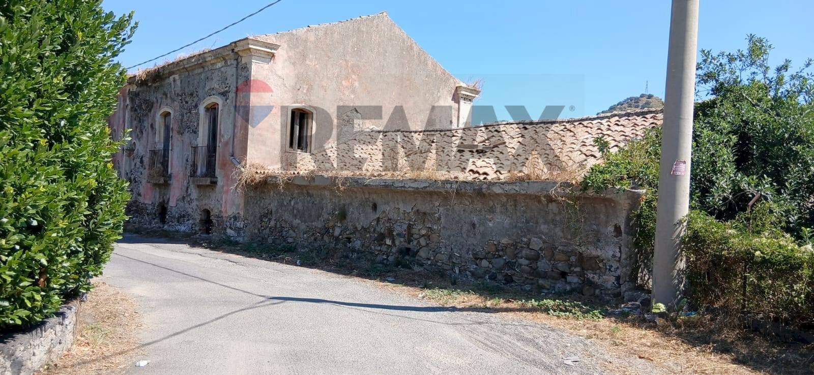 Casa all\'aperto - Terreno agricolo SP81 Contrada Marzacchina
 
84, Calatabiano - foto 1