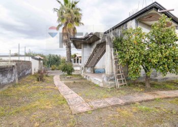 Casa all\'aperto - Villa Via Giordano Bruno
 
34, Belpasso - foto 1