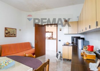 Sala da pranzo - Villa Via Giordano Bruno
 
34, Belpasso - foto 23