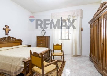 Camera / camera da letto - Villa Via Giordano Bruno
 
34, Belpasso - foto 32