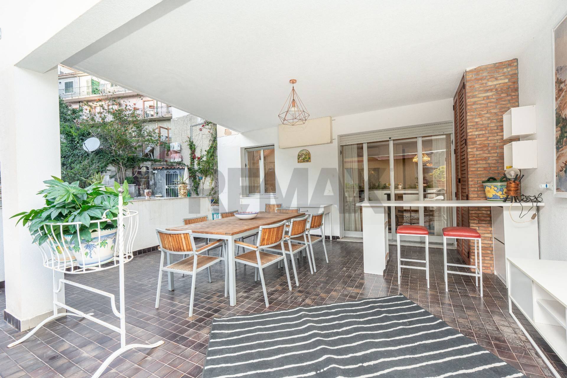 Terrazzo a livello - Four-room apartment Via Gaetano Martino (Traversa C)
 
15, Taormina - photo 1