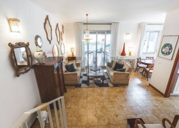 Soggiorno - Four-room apartment Via Gaetano Martino (Traversa C)
 
15, Taormina - photo 3