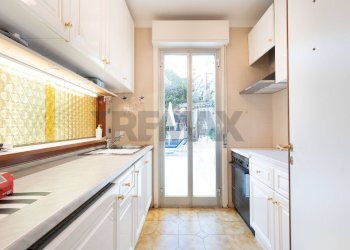 Cucina - Four-room apartment Via Gaetano Martino (Traversa C)
 
15, Taormina - photo 14