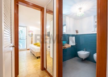 Bagno - Four-room apartment Via Gaetano Martino (Traversa C)
 
15, Taormina - photo 16
