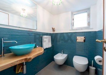 Bagno - Four-room apartment Via Gaetano Martino (Traversa C)
 
15, Taormina - photo 17