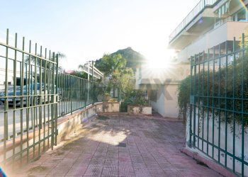 Terrazza - Four-room apartment Via Gaetano Martino (Traversa C)
 
15, Taormina - photo 37