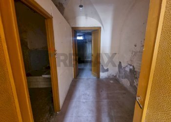 Hall / corridoio - Two-room apartment Via Vincenzo Casagrandi
 
40, Catania - photo 5