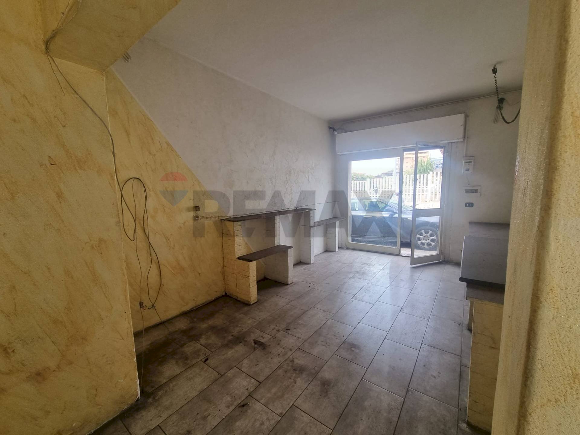 Stanza vuota - Negozio Via Vincenzo Casagrandi
 
38, Catania - foto 1