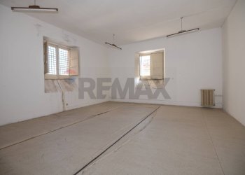Stanza vuota - Casa indipendente Via Santissimo Salvatore
 
12, Caltagirone - foto 11