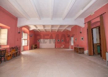 Stanza vuota - Casa indipendente Via Santissimo Salvatore
 
12, Caltagirone - foto 13
