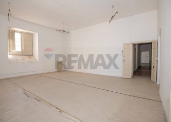 Stanza vuota - Casa indipendente Via Santissimo Salvatore
 
12, Caltagirone - foto 32