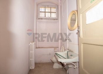 Bagno - Casa indipendente Via Santissimo Salvatore
 
12, Caltagirone - foto 38