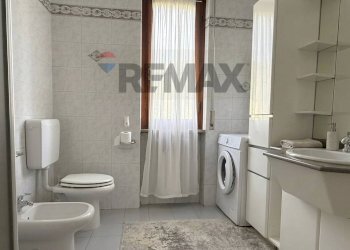 Bagno - Quadrilocale Località Santa Flora Torrita
 
14, Arezzo - foto 9