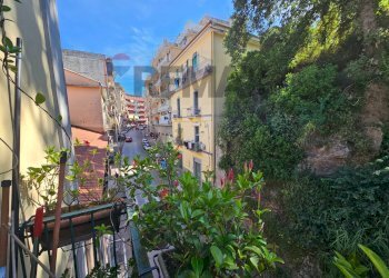 Edificio all\'aperto - Three-room apartment Via calata san Vito
46, Salerno - photo 9