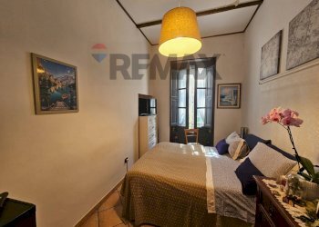 Camera / camera da letto - Three-room apartment Via calata san Vito
46, Salerno - photo 32