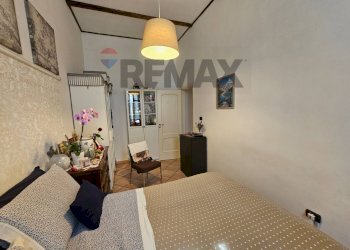 Camera / camera da letto - Three-room apartment Via calata san Vito
46, Salerno - photo 34