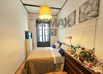 Camera / camera da letto - Three-room apartment Via calata san Vito
46, Salerno - photo 49