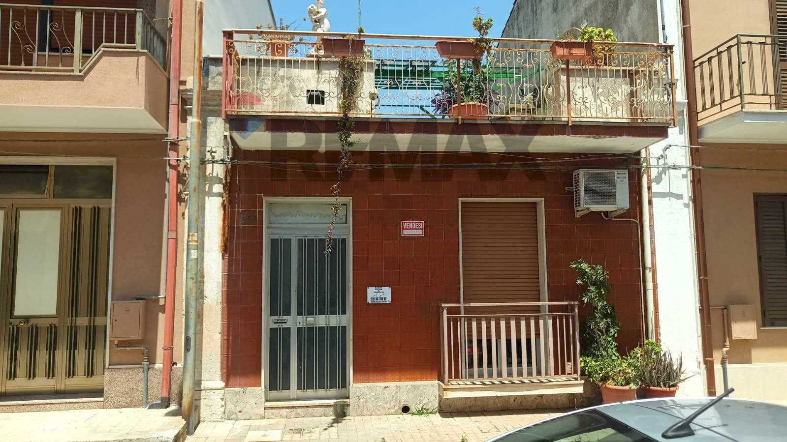 Edificio all\'aperto - Independent house via magenta
 
298, Canicattini Bagni - floor plans 1