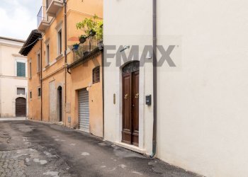 Edificio all\'aperto - Casa indipendente Via S.Amico
6, L'Aquila - foto 35