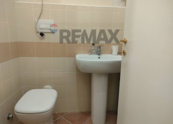 Bagno - Locale Commerciale Piazza IX Martiri, L'Aquila - foto 14
