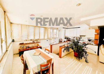 Sala da pranzo - Attic Corso Europa, Villaricca - photo 17