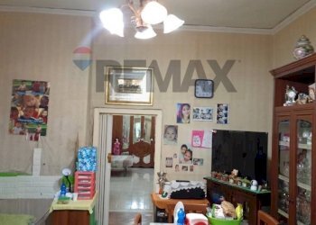 Soggiorno - Three-room apartment Via San Carlo Alle Mortelle, Napoli - photo 6