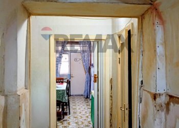 Hall / corridoio - Three-room apartment Via San Carlo Alle Mortelle, Napoli - photo 9