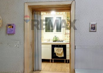 Cucina - Three-room apartment Via San Carlo Alle Mortelle, Napoli - photo 16