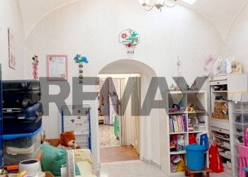 Camera / camera da letto - Trilocale Via San Carlo Alle Mortelle
 
23, Napoli - foto 11