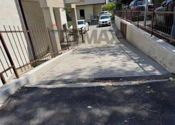 Non correlato - Three-room apartment Via Botto
 
24, Roncola - photo 16