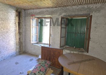 Camera / camera da letto - Semi-detached house Lamon - photo 23