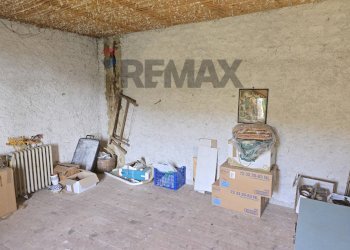 Stanza vuota - Semi-detached house Lamon - photo 24