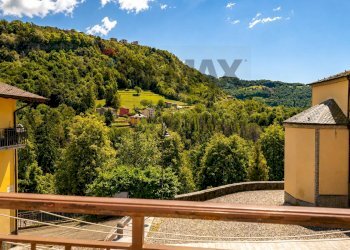 Vista delle montagne - Casa indipendente Via Sebastiano Vanotti
 
5, Locatello - foto 3