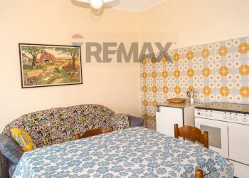Camera / camera da letto - Casa indipendente Via Sebastiano Vanotti
 
5, Locatello - foto 9