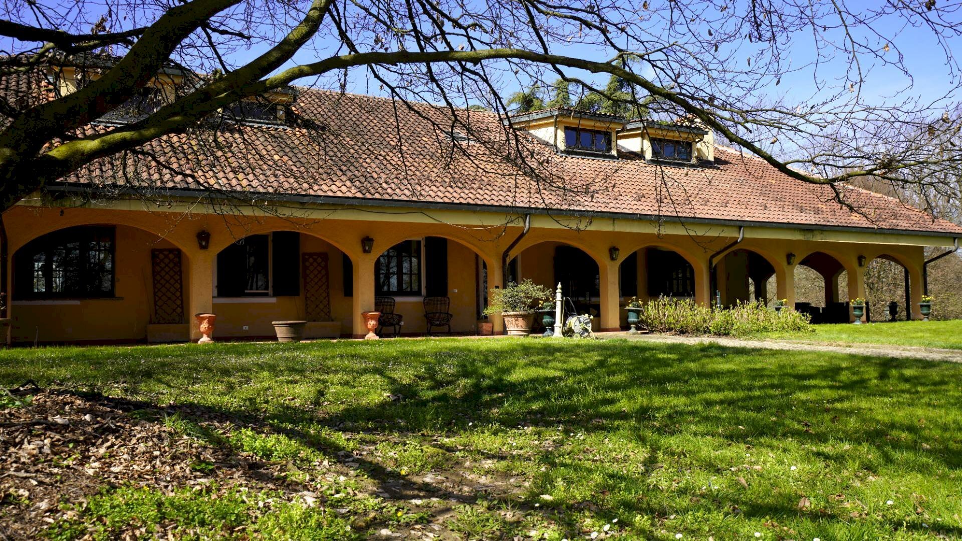 Foto 2 - Villa STRADA MENABO
1, Cellarengo - photo 2