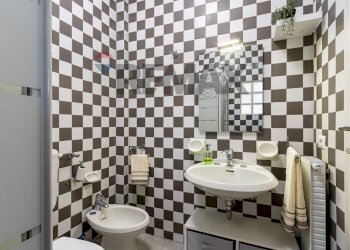 Bagno - Appartamento via de gasperi
 
15, Vedano al Lambro - foto 19