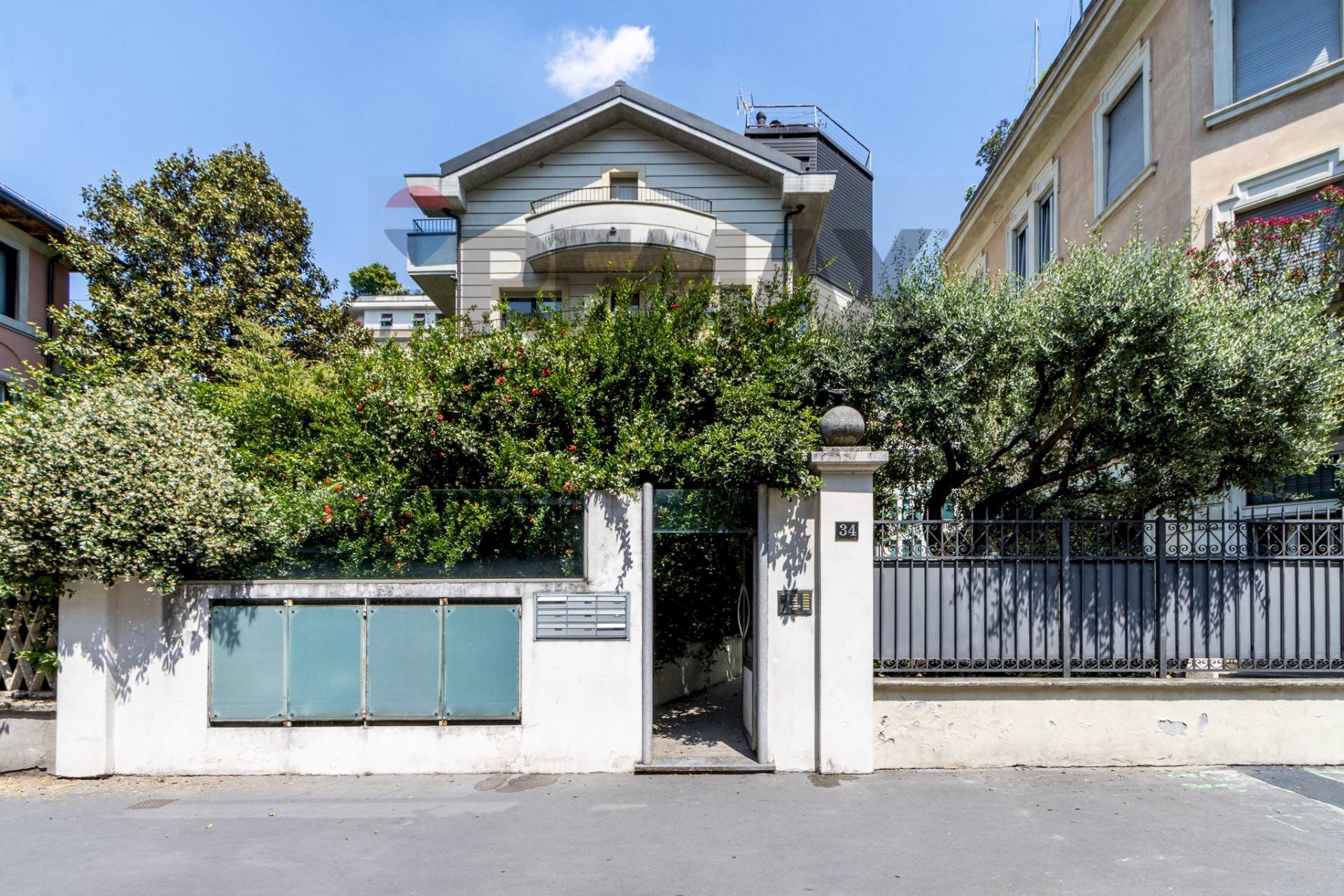 Casa all\'aperto - Three-room apartment via monte rosa
 
34, Milano - photo 1