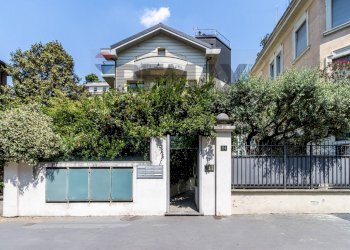 Casa all\'aperto - Three-room apartment via monte rosa
 
34, Milano - photo 1