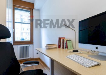 Ufficio - Three-room apartment via monte rosa
 
34, Milano - photo 18