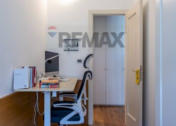 Ufficio - Three-room apartment via monte rosa
 
34, Milano - photo 21