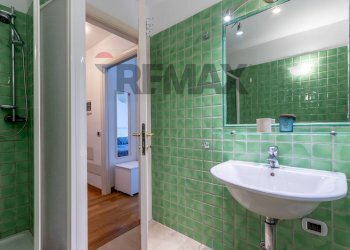 Bagno - Three-room apartment via monte rosa
 
34, Milano - photo 25